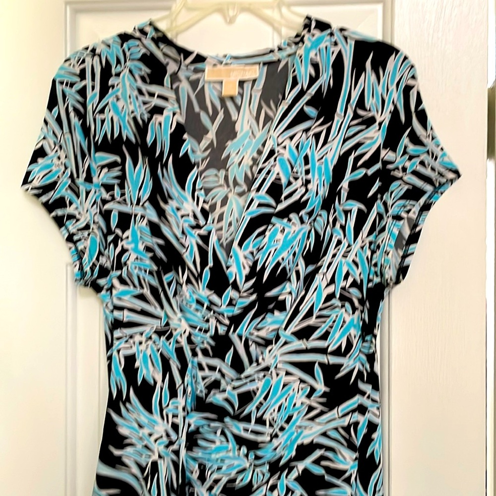 Michael Kors short sleeve blue and black belted dress